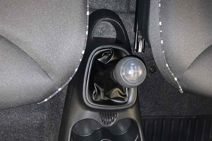 Grå Citroën C1 fra 2012