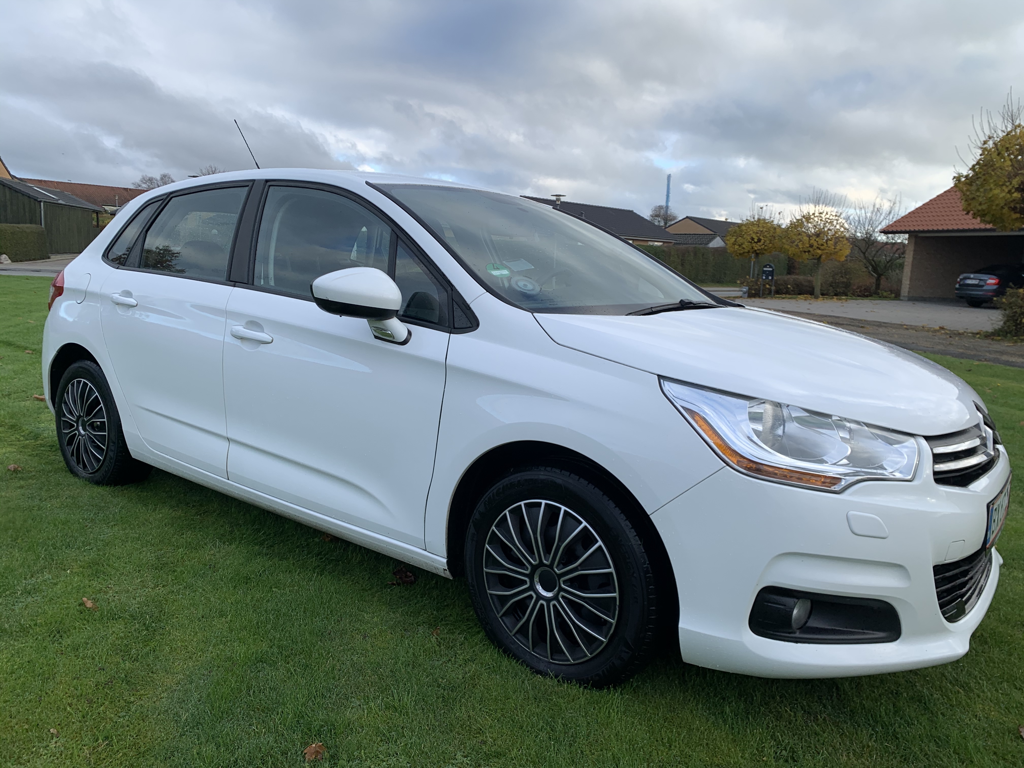 Hvid Citroën C4 fra 2013