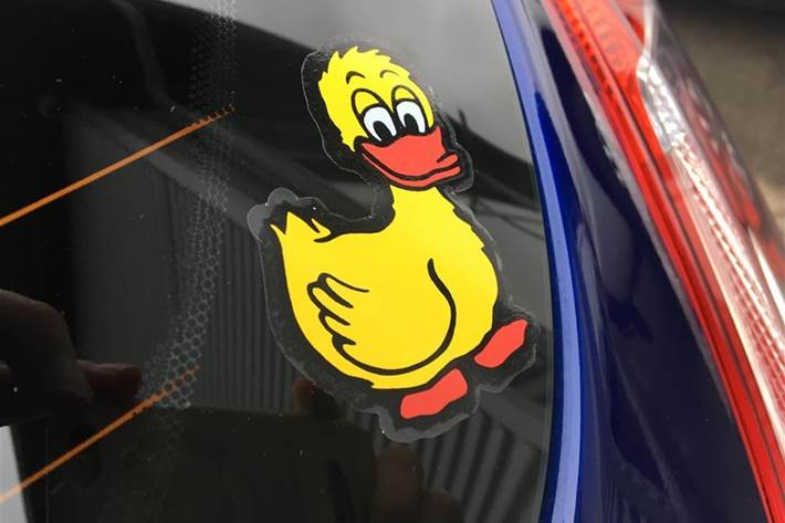 Blå Ford Fiesta fra 2017