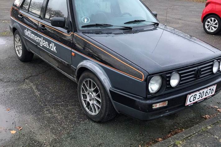 Sort VW Golf II fra 1991