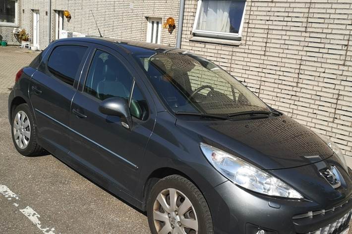 undefined Peugeot 207 fra 2011