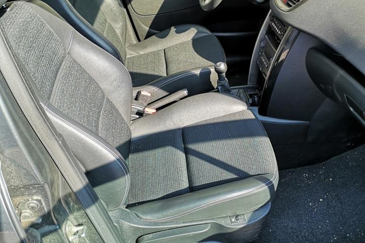undefined Peugeot 207 fra 2011