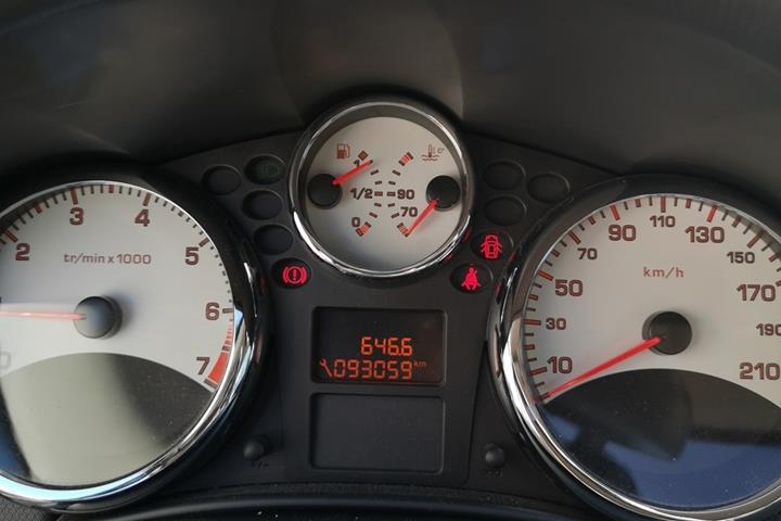 undefined Peugeot 207 fra 2011
