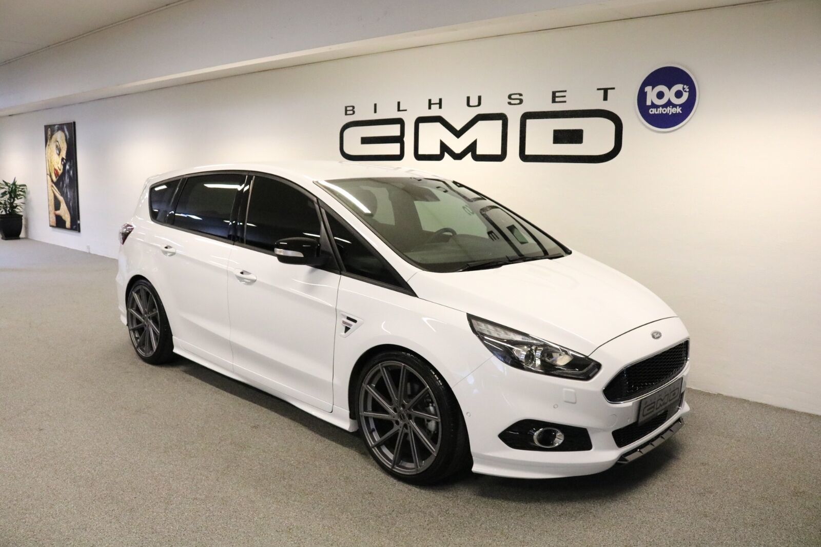 Hvid Ford S-MAX fra 2018