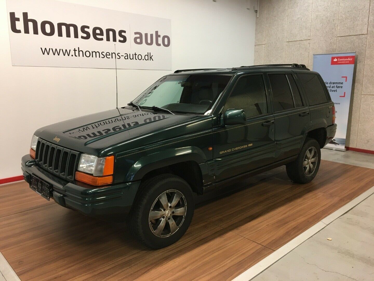 Grøn Jeep Grand Cherokee fra 1998