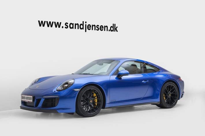 Blå Porsche 911 Carrera 4 GTS fra 2017