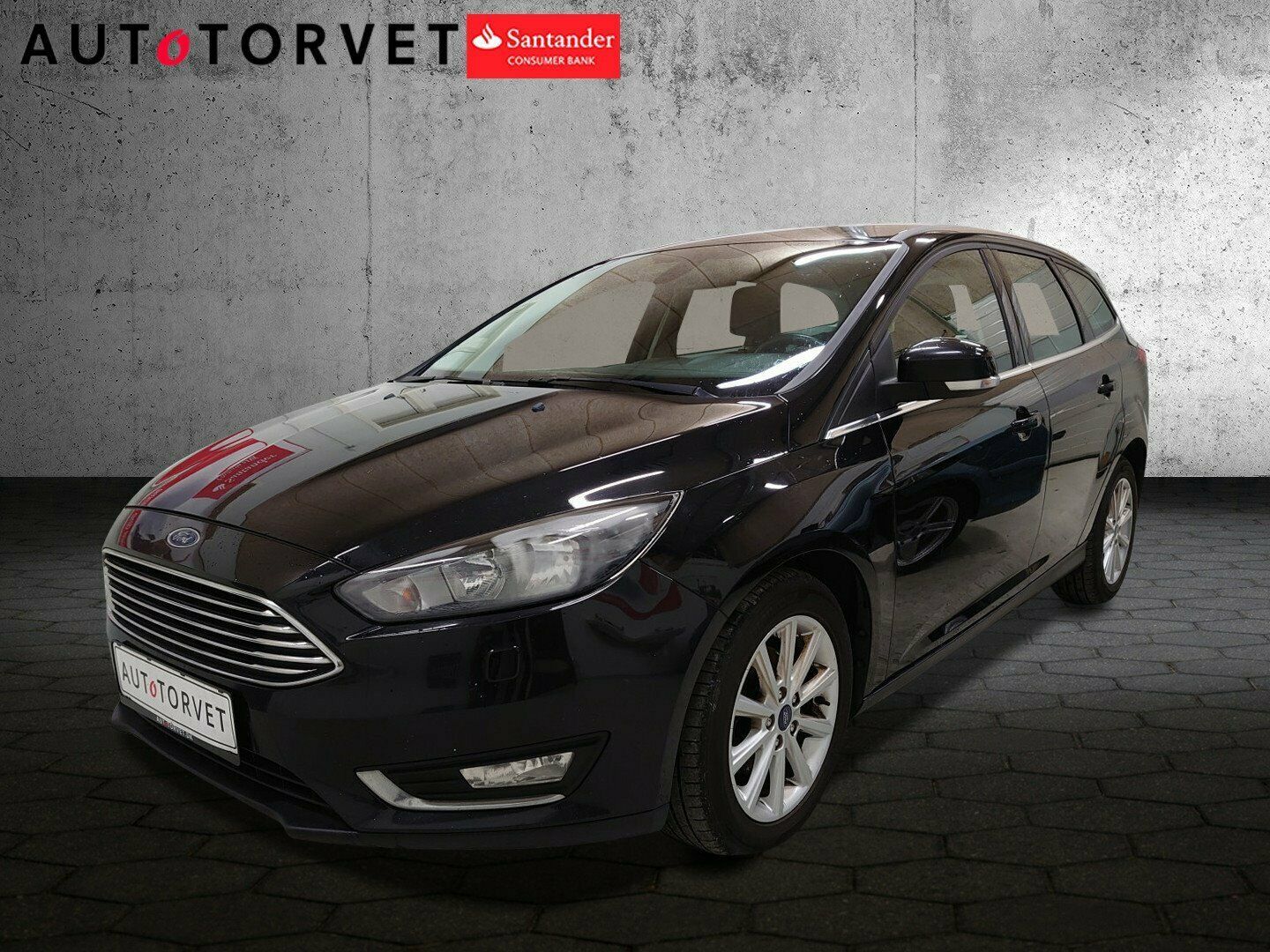 Grå Ford Focus fra 2015
