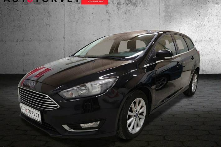 Grå Ford Focus fra 2015
