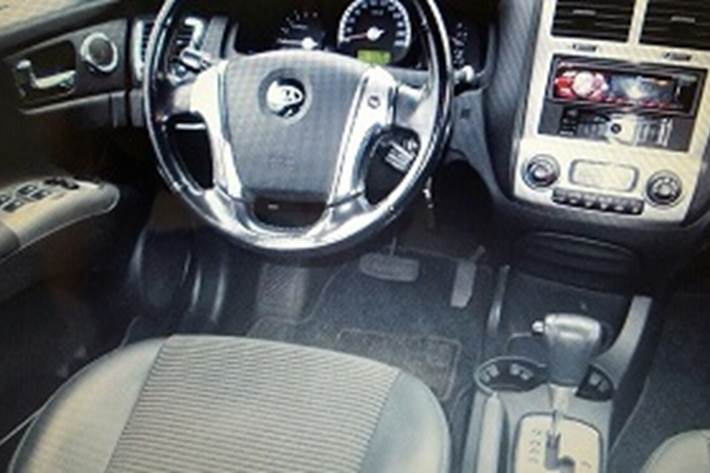 Sort Kia Sportage fra 2005