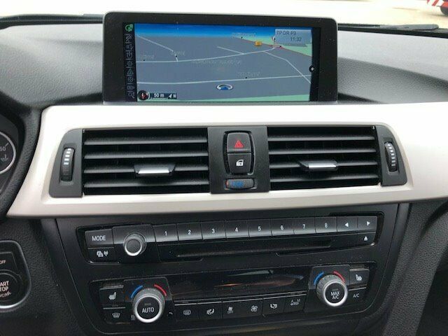 Sort BMW 320d fra 2014