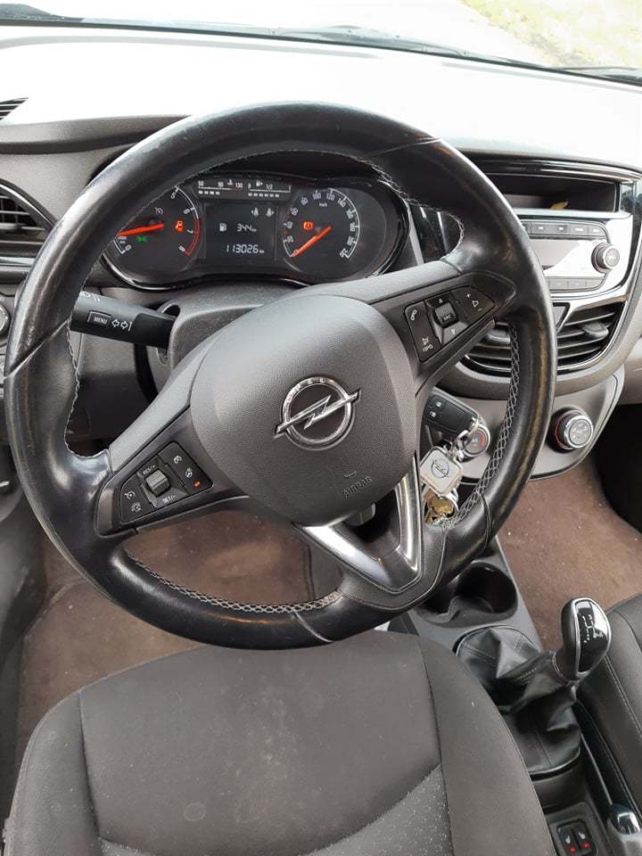 Sort Opel Karl fra 2016