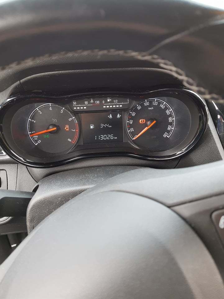 Sort Opel Karl fra 2016