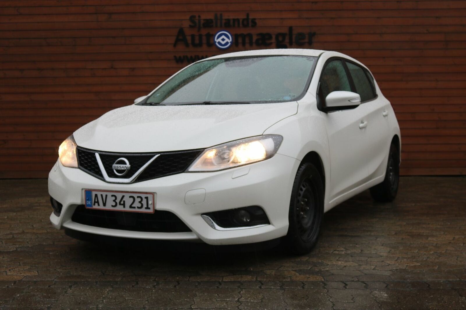Guide til Nissan Pulsar 1.2 DIG-T Acenta (Årgang 10/2014 - 07/2015)